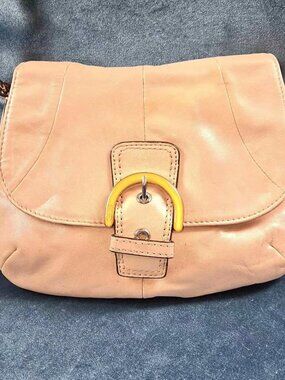 Coach Soho Leather Sling Crossbody Flap Pale Shimmer Pink Y2K